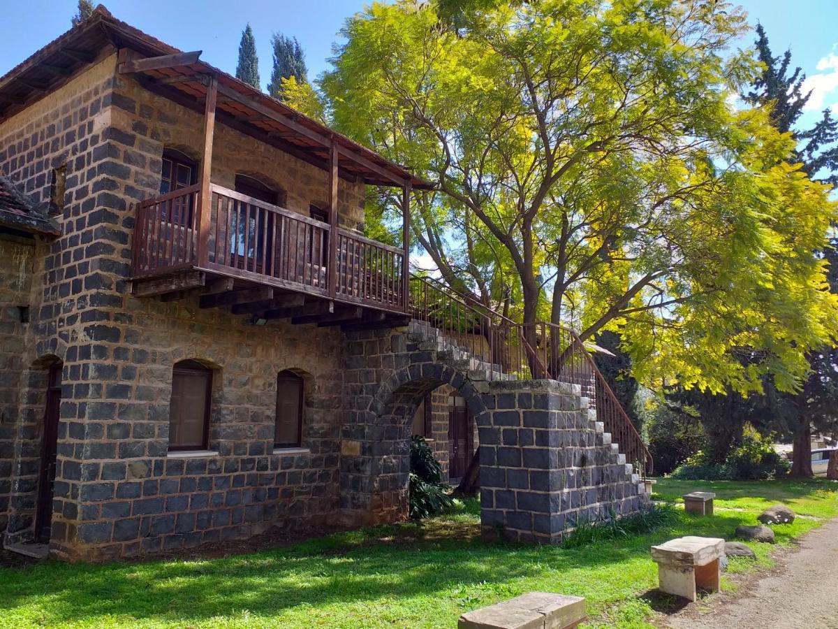 Giladi Hotel Kfar Giladi Buitenkant foto